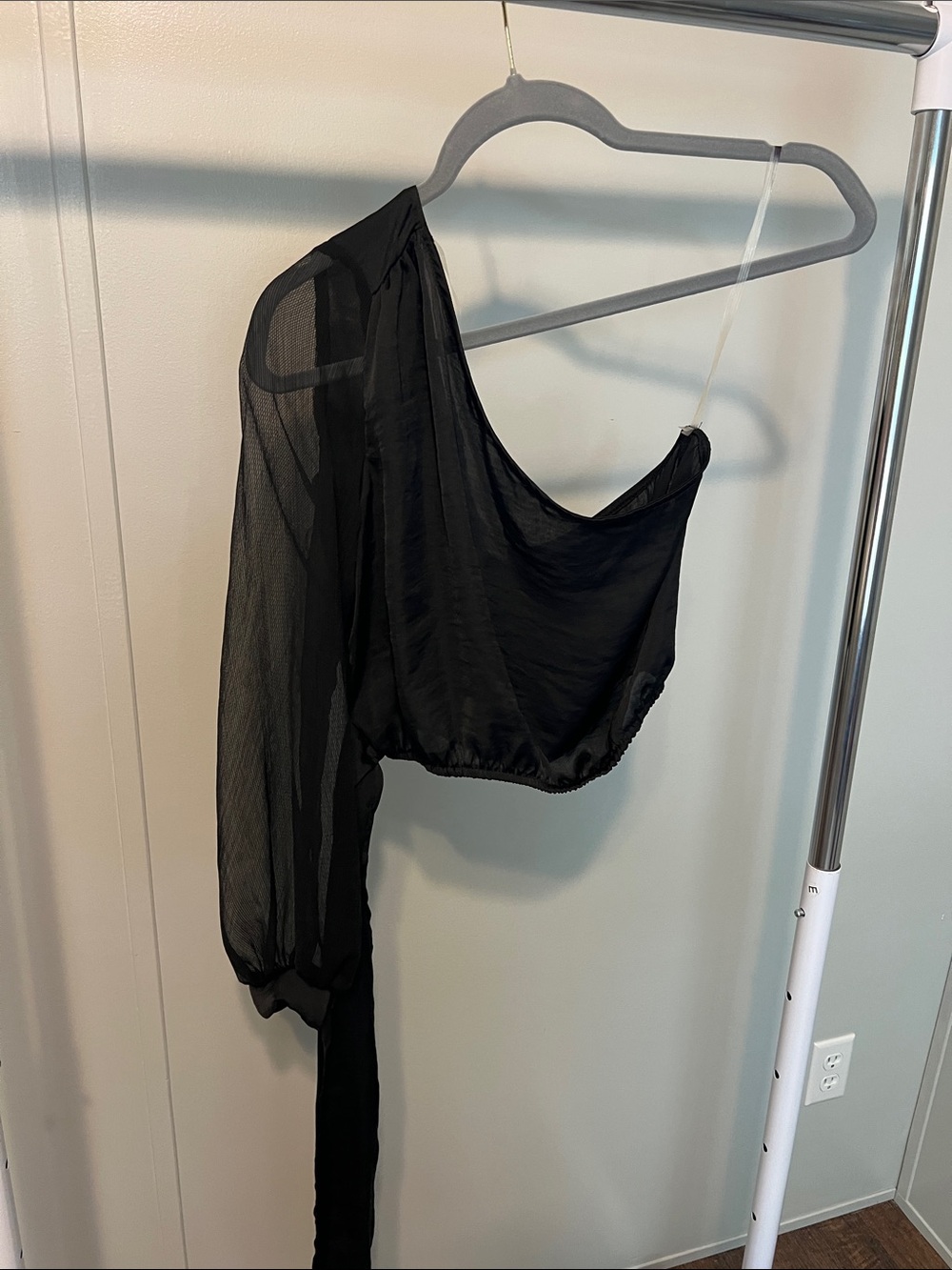One Shoulder Crop Top